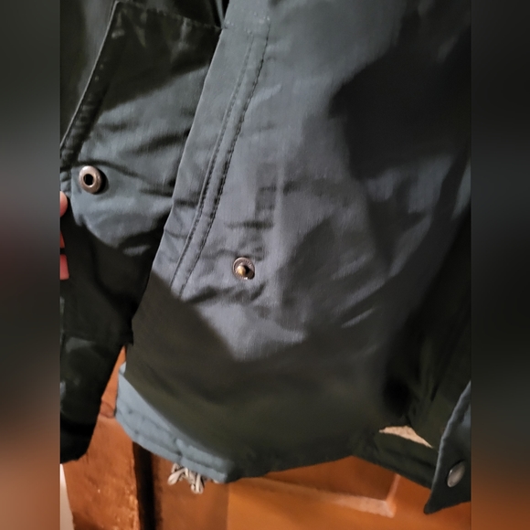 Hollister sherpa lined all weather jacket. Unisex xl. - Picture 8 of 16